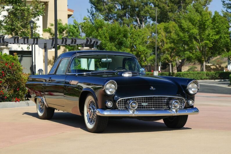 1955 Ford Thunderbird