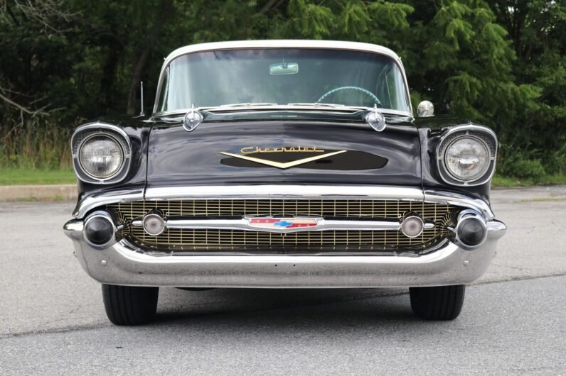 1957 Chevrolet Bel Air 2-Door Hardtop