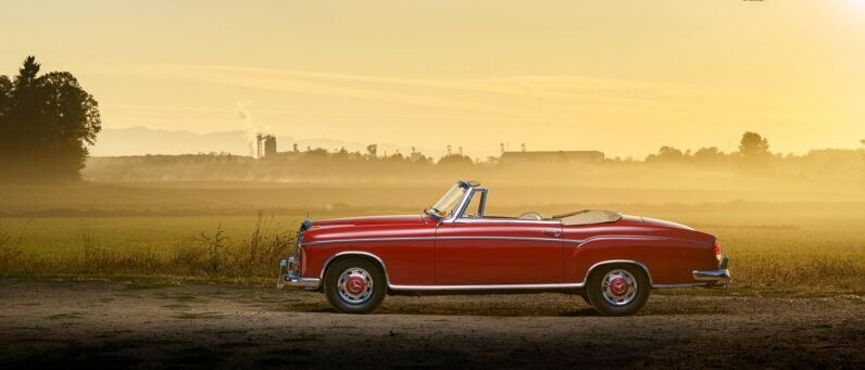 1961 Mercedes-Benz 220SE Cabriolet