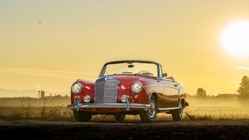 1961 Mercedes-Benz 220SE Cabriolet