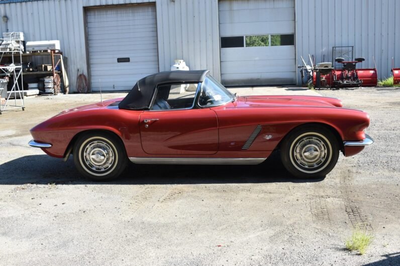 1962 Chevrolet Corvette Convertible 327/340 4-Speed