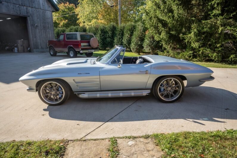 1963 Chevrolet Corvette Convertible 5-Speed