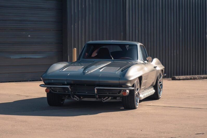 1963 Chevrolet Corvette Split-Window Coupe 5-Speed