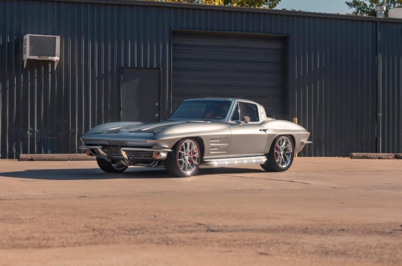 1963 Chevrolet Corvette Split-Window Coupe 5-Speed