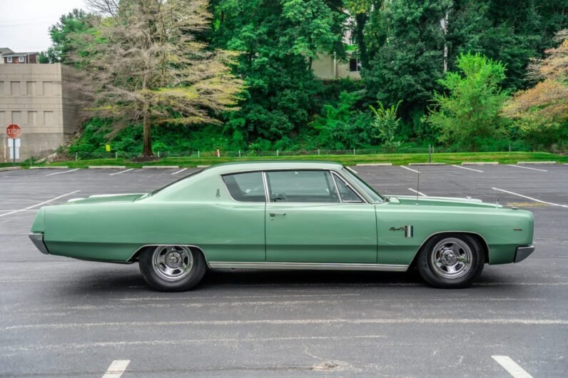 1967 Plymouth Sport Fury Fast Top 440 4-Speed