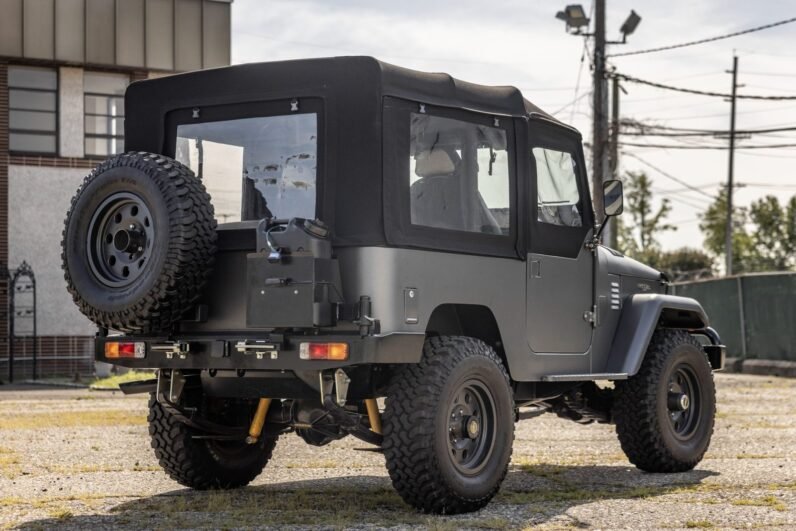 1968 Toyota Land Cruiser FJ40 5-Speed