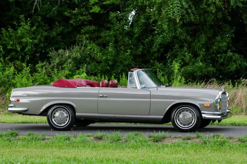 1969 Mercedes-Benz 280SE Cabriolet