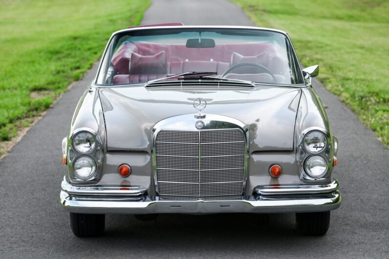 1969 Mercedes-Benz 280SE Cabriolet