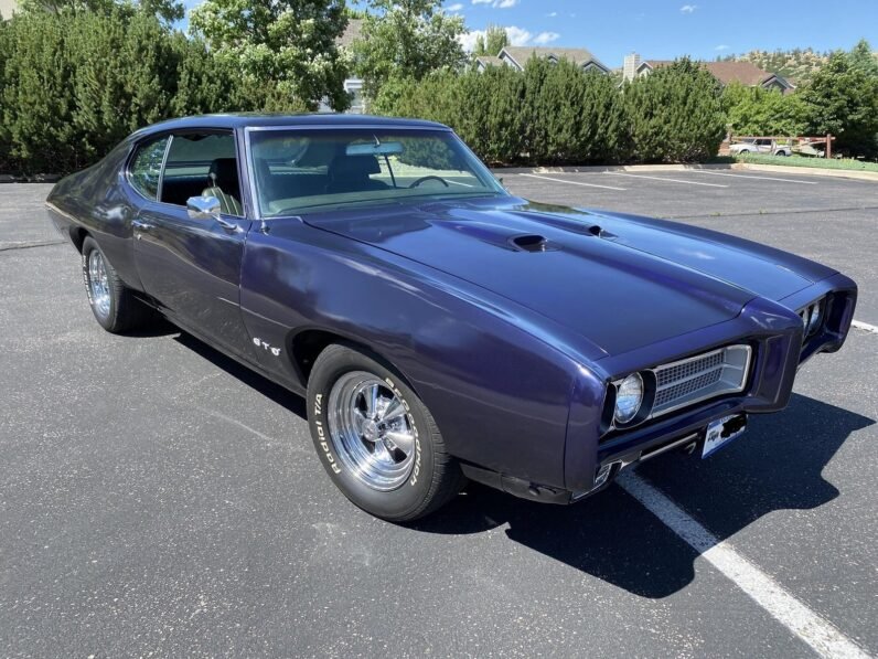 1969 Pontiac GTO Coupe 4-Speed