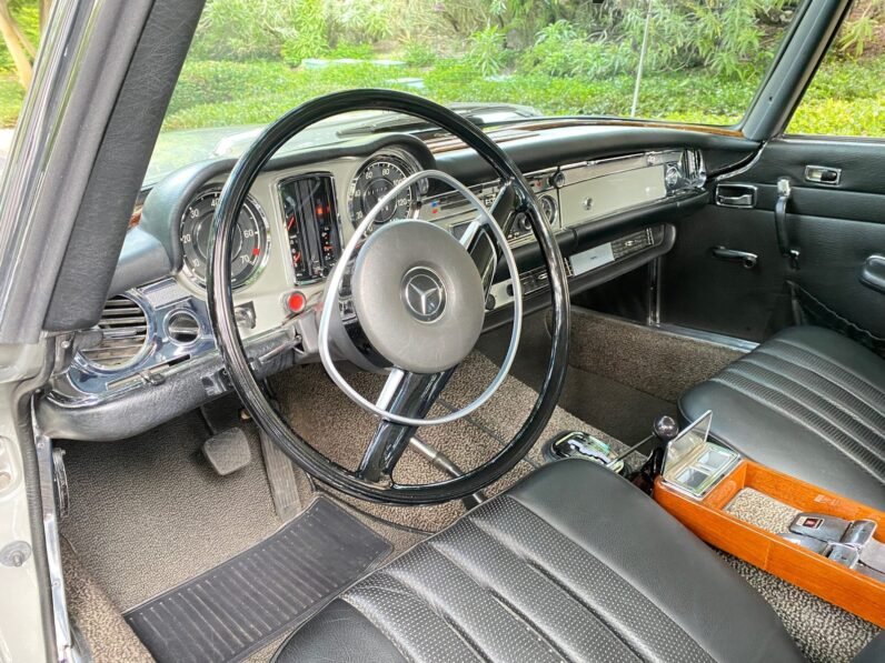 1970 Mercedes-Benz 280SL