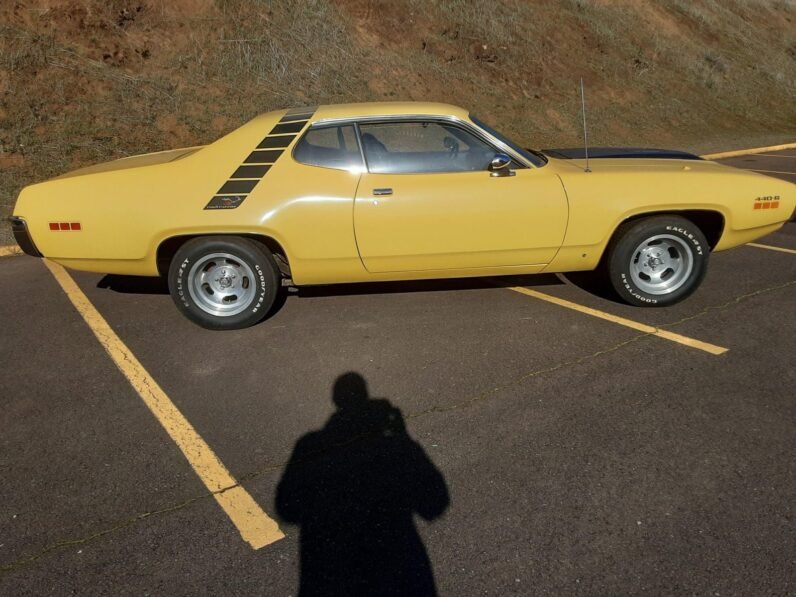 1971 Plymouth Road Runner 440+6 4-Speed