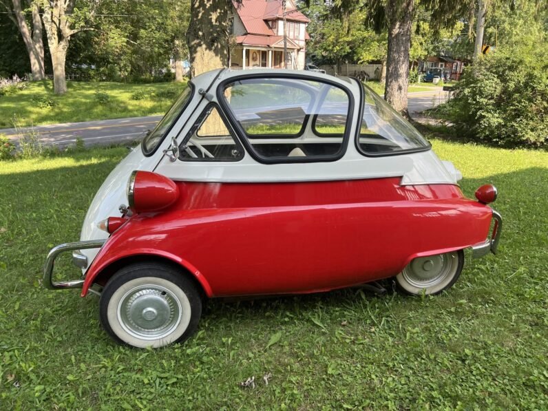 1956 BMW Isetta 300 Bubble Window Project