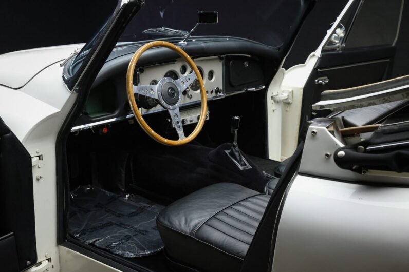 1958 Jaguar XK150 SE 3.4 Drophead Coupe 5-Speed