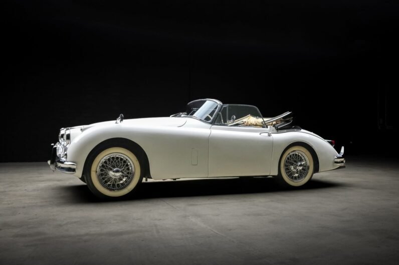 1958 Jaguar XK150 SE 3.4 Drophead Coupe 5-Speed