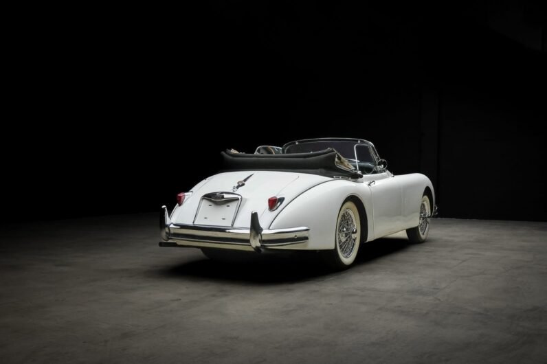 1958 Jaguar XK150 SE 3.4 Drophead Coupe 5-Speed