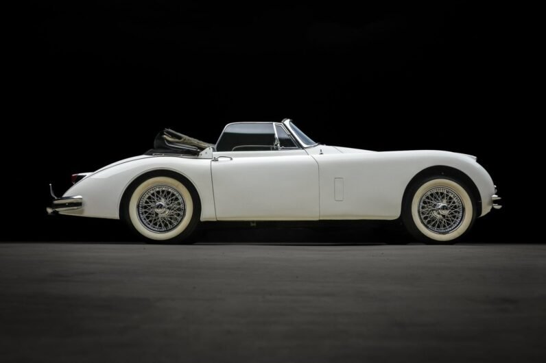 1958 Jaguar XK150 SE 3.4 Drophead Coupe 5-Speed