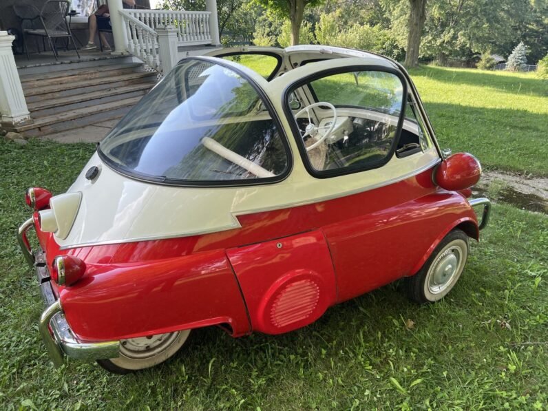 1956 BMW Isetta 300 Bubble Window Project