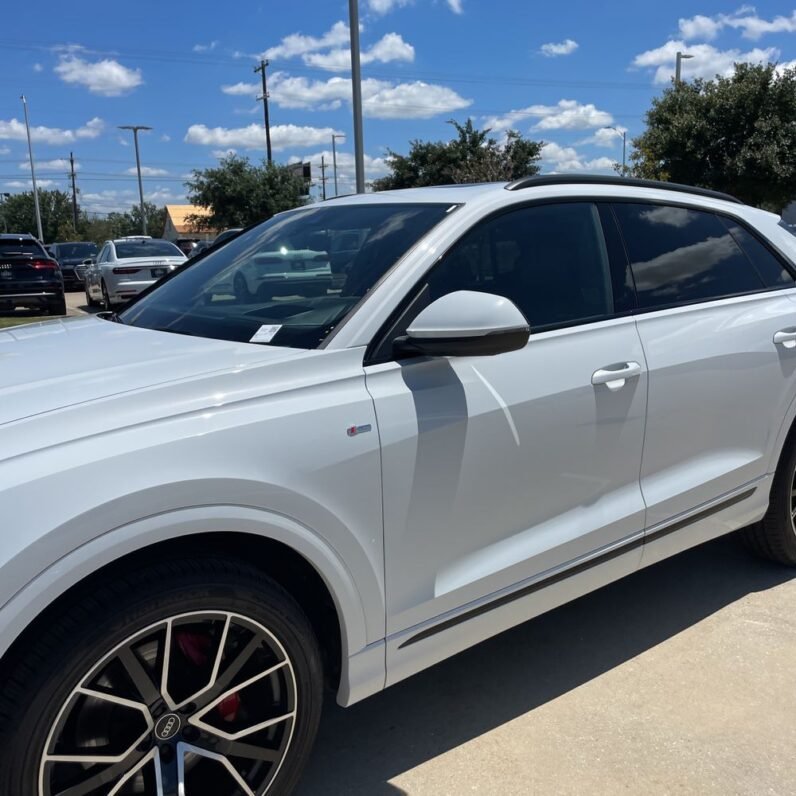 2021 Audi Q8