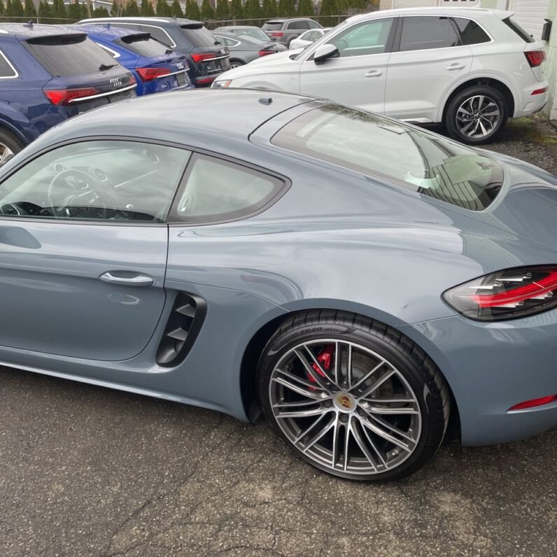 2017 Porsche 718 Cayman