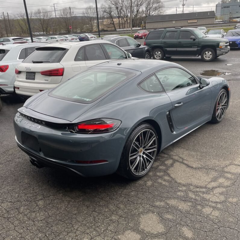 2017 Porsche 718 Cayman