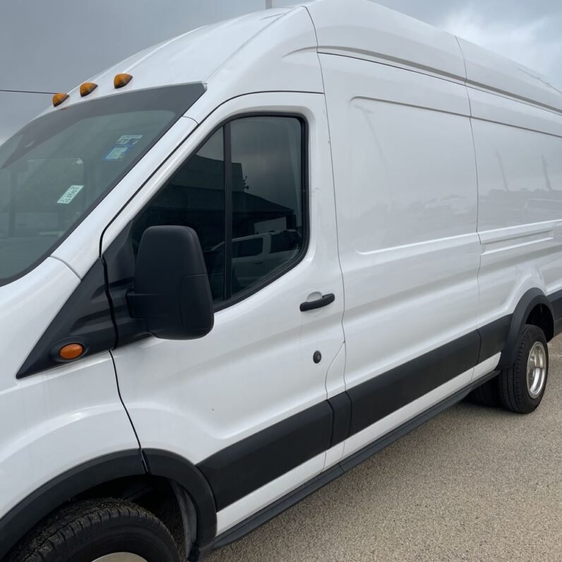 2022 Ford Transit