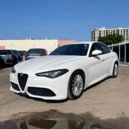 2022 Alfa Romeo Giulia