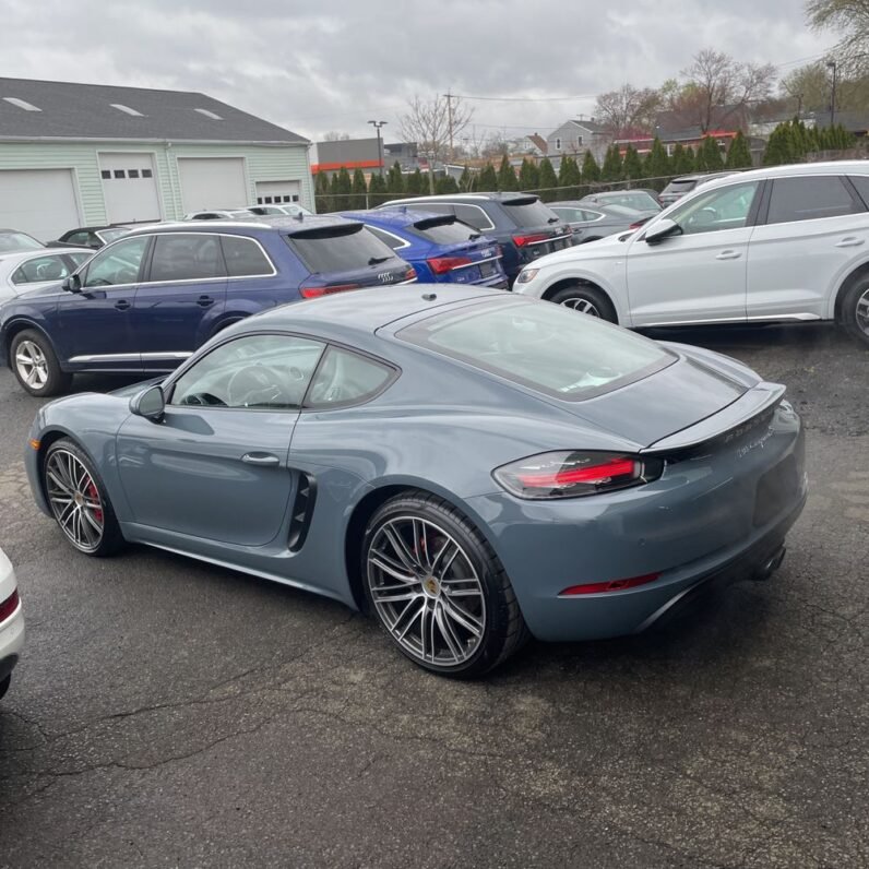 2017 Porsche 718 Cayman